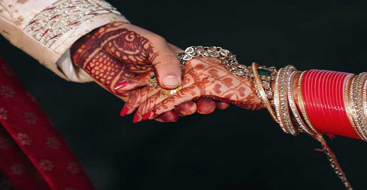 বিয়ের আগের দিন যেসব খাবার খাওয়া ঠিক নয়