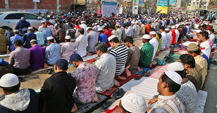 মুদরিক-লাহিক-মাসবুক কাকে বলে? নামাজ পড়বেন যেভাবে