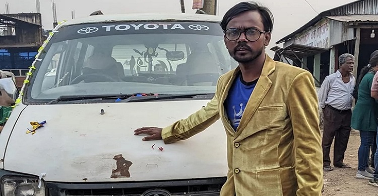 উপহারের গাড়ি নিয়ে বিপদে হিরো আলম
