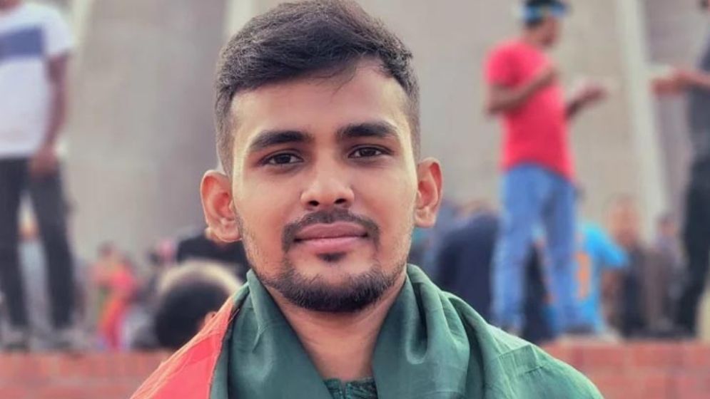 ১২০০ বস্তা চাল নিয়ে গুজব ছড়ানো হয়েছে : উপদেষ্টা আসিফ