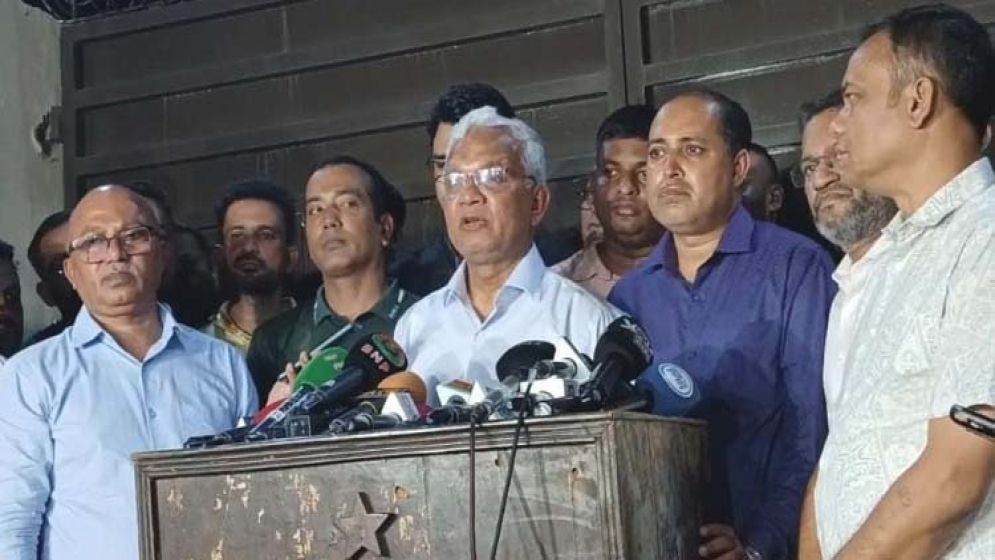 খালেদা জিয়ার চিকিৎসায় পরিবর্তন, চলবে বাসা থেকে : ডা. জাহিদ