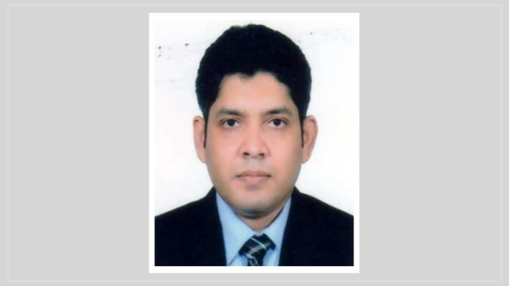 শরীয়তপুরের জেলা প্রশাসকের আপত্তিকর ভিডিও ভাইরাল