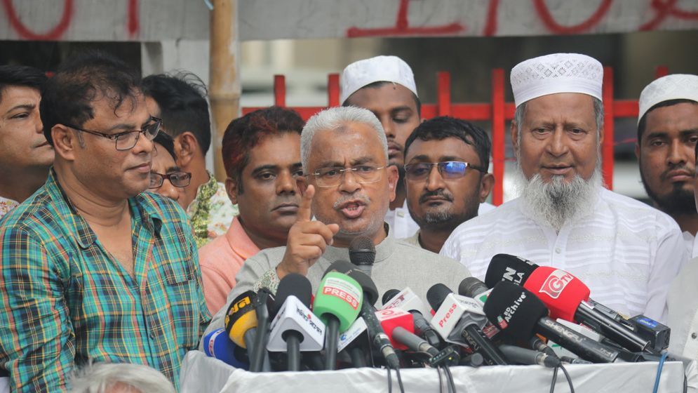 প্রশাসনে ফ্যাসিবাদের দোসরদের অপসারণ না করলে তালিকা প্রকাশ করবে বিএনপি