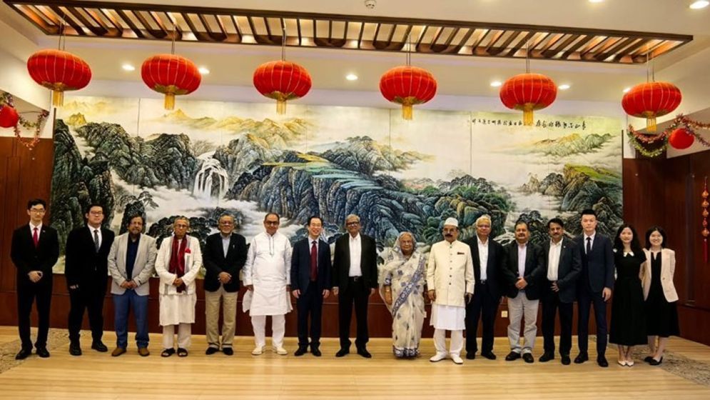 রাতে চীন যাচ্ছেন মির্জা ফখরুলসহ ৯ সদস্যদের প্রতিনিধি
