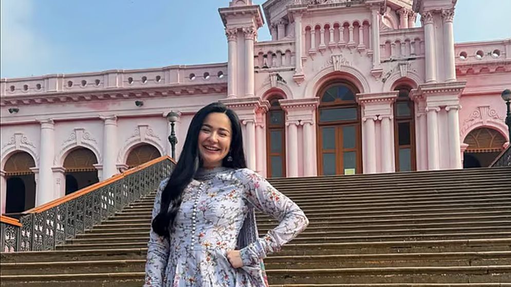 ‘হানিয়া আমির খালি পেটে ৩–৪টা নাগা মরিচ দিয়ে ফুচকা খেয়েছে’