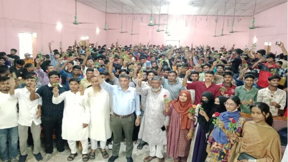 ছাত্রদলে যোগ দিলেন বৈষম্যবিরোধীর পাঁচ শতাধিক শিক্ষার্থী