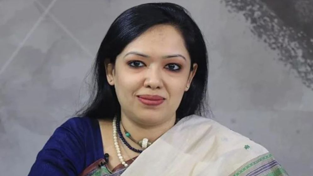 সেফ এক্সিট খুঁজতে উপদেষ্টাদের কষ্ট করতে হবে না : রুমিন ফারহানা
