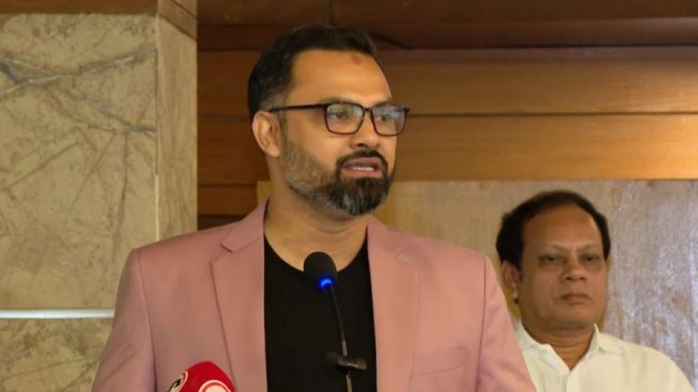 ‘ক্রীড়া উপদেষ্টা কাউন্সিলরদের থ্রেট দিয়েছেন, আর্থিক লেনদেন হয়েছে