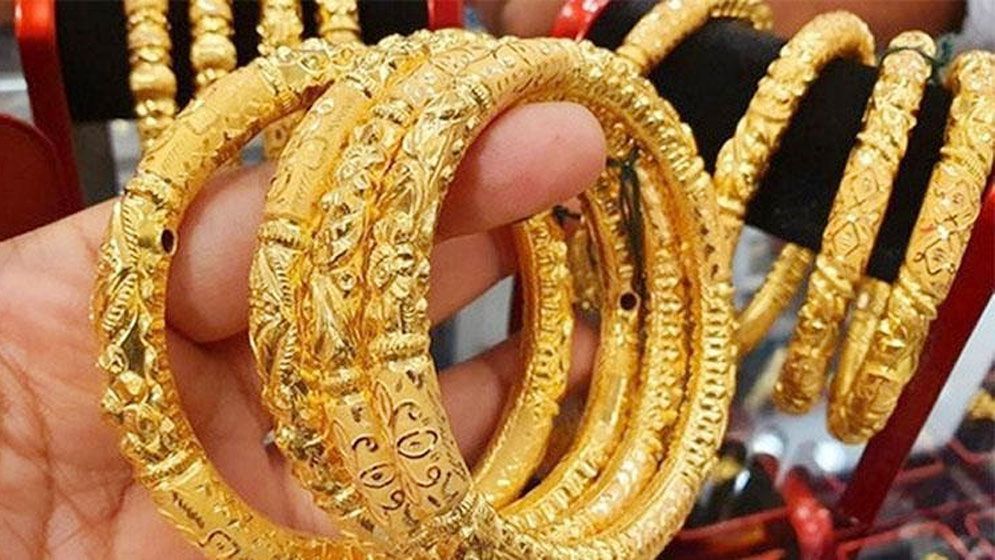 স্বর্ণের দামে আবারও রেকর্ড, ভরি কত?