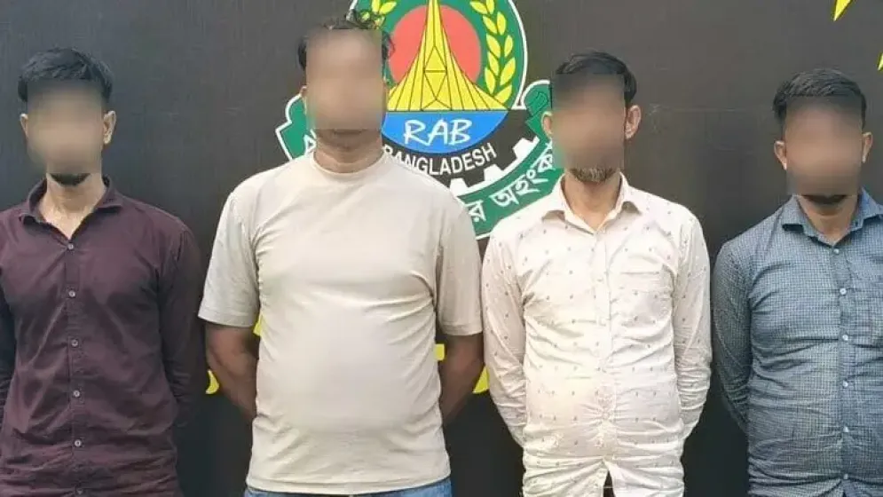 বাংলাদেশি তরুণীদের কাজের কথা বলে চীনে নিয়ে যৌনপল্লীতে বিক্রি
