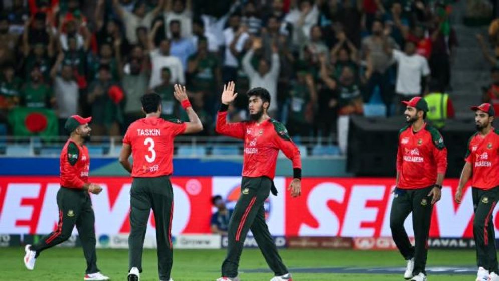 ১২ ম্যাচে ১১ হার : এক যুগে 'সর্বনিম্ন' অবস্থায় বাংলাদেশের ক্রিকেট