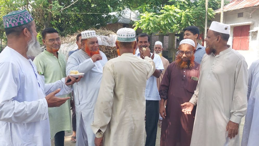 চাকসুর ভিপি নির্বাচিত রনি, গ্রামের বাড়ি নাটোরে আনন্দের বন্যা