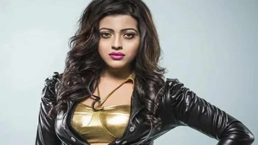 মিডিয়া ছেড়ে বরকত বেড়েছে সানাই মাহবুবের