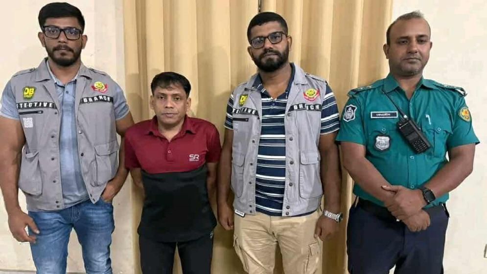 চুল কাটতে গিয়ে কক্সবাজারের যুবলীগ নেতা ঢাকায় গ্রেপ্তার