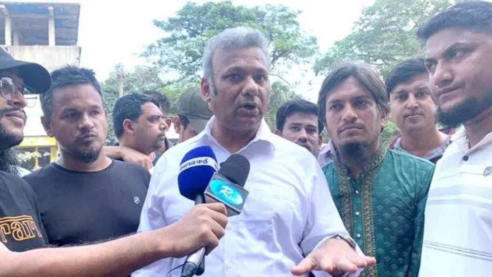 হাসনাতের কড়া বার্তার পর কুমিল্লার সেই সড়ক পরিদর্শন