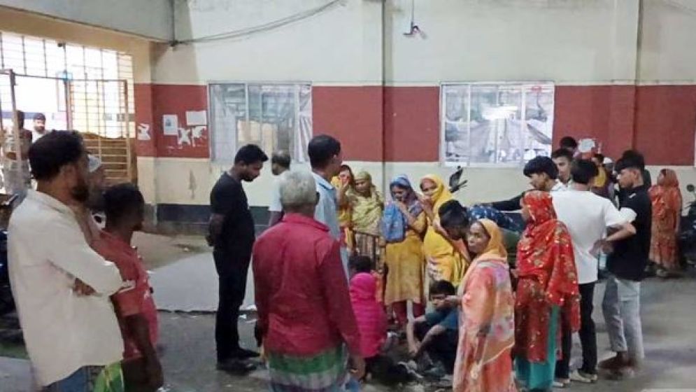 ধর্ষণচেষ্টার অভিযোগে যুবককে মারধর : হাসপাতালে মৃত্যু