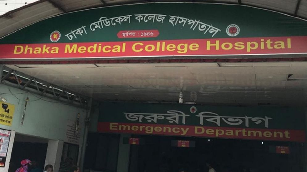কম্প্রেসার মেশিন দিয়ে কিশোরের পায়ুপথে বাতাস, ঢামেকে ভর্তি