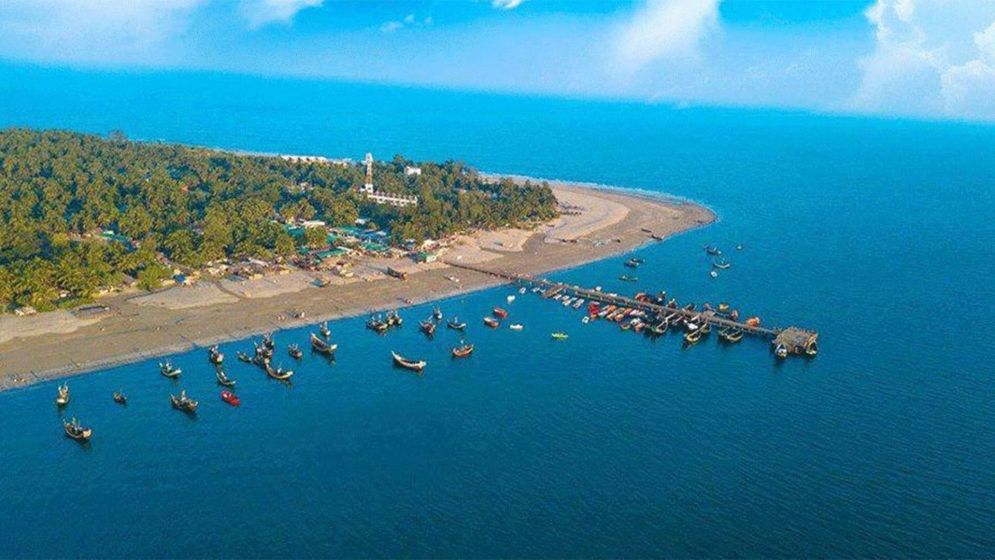 সেন্টমার্টিনে রাত্রিযাপন বিষয়ে যে সিদ্ধান্ত জানাল সরকার