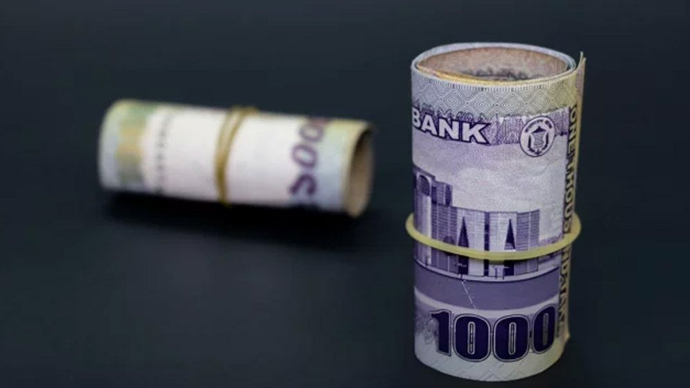 ব্যাংকে টাকা রেখে মাসিক মুনাফা গ্রহণ করে সংসার পরিচালনা কি জায়েজ?