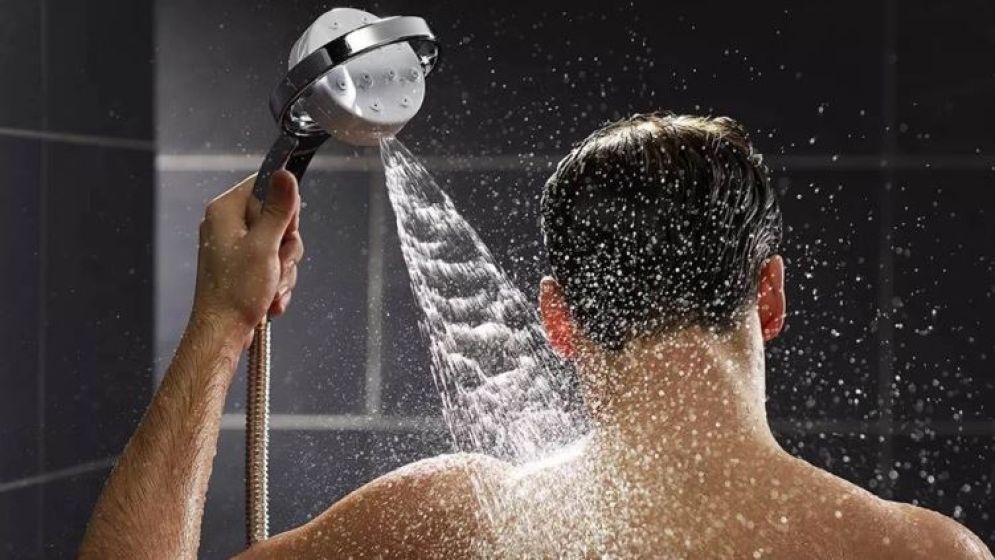 ফরজ গোসল দেরিতে করলে কী হয়? যা বলছেন আলেমরা