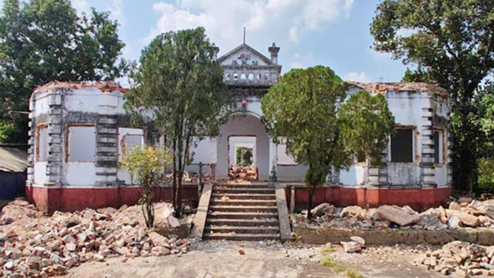 সিলেটের ‘মিনিস্টার বাড়ি’ ভাঙারির ভাঁজে বিক্রি!