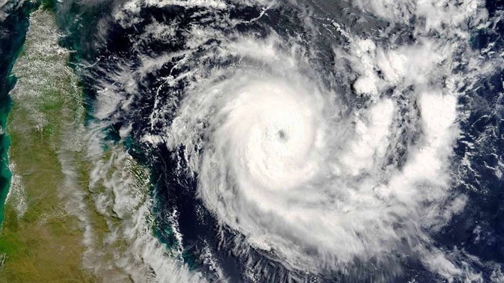 ঘূর্ণিঝড়ে রূপ নেওয়ার পর কোথায় আঘাত হানবে ‘মন্থা’