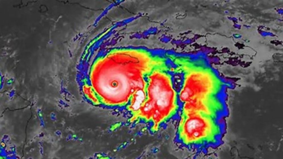 শক্তি সঞ্চয় করছে ঘূর্ণিঝড় ‘মোন্থা’, স্কুল-কলেজ বন্ধ ঘোষণা