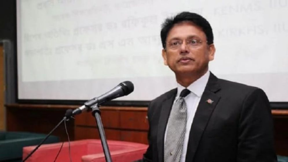 সাবেক শিক্ষা প্রতিমন্ত্রী মিলনকে বিমানবন্দর থেকে ফিরিয়ে দিল পুলিশ