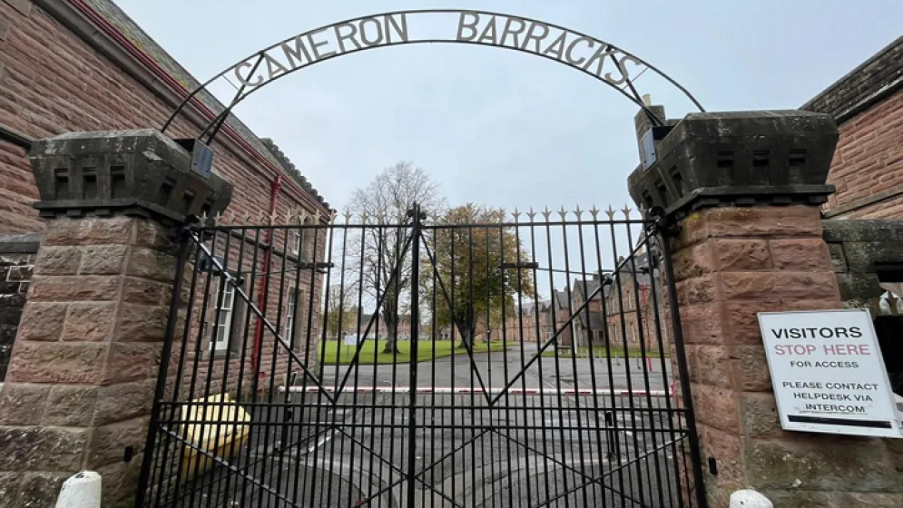 যুক্তরাজ্যে অভিবাসন প্রত্যাশীদের রাখা হবে পুরনো সামরিক ব্যারাকে