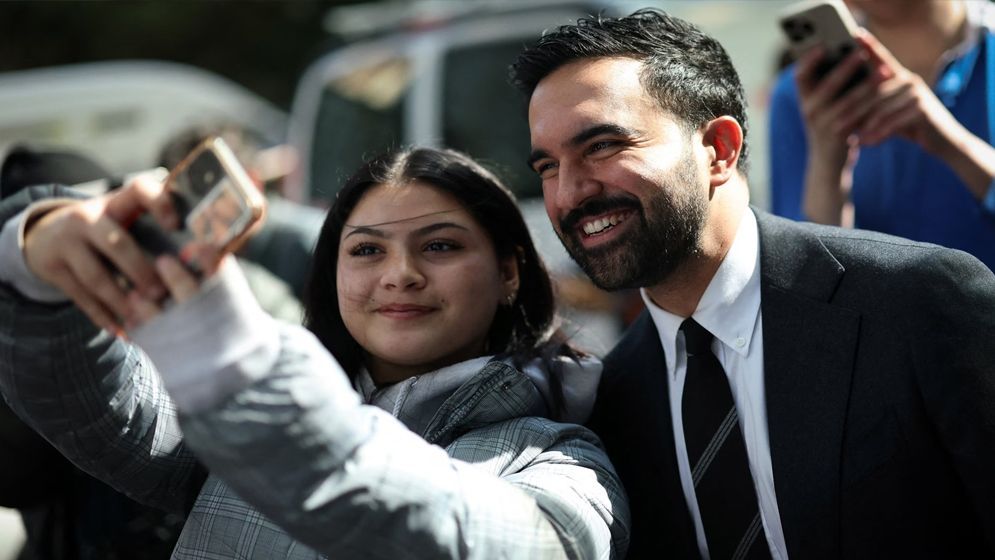 নিউইয়র্কের মেয়র নির্বাচনে যে কারণে এগিয়ে মামদানি