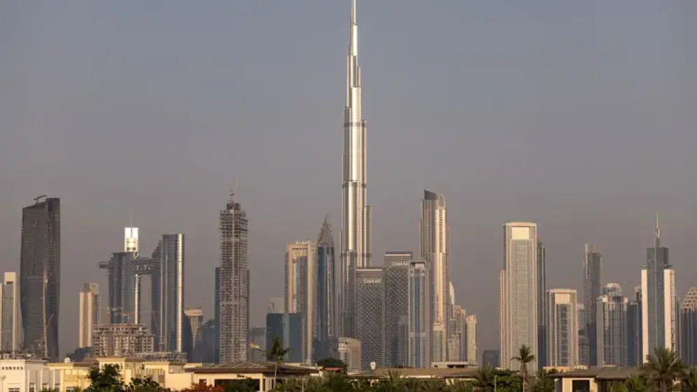 গোল্ডেন ভিসাধারীদের জন্য নতুন ৪ সুবিধা ঘোষণা করলো আমিরাত