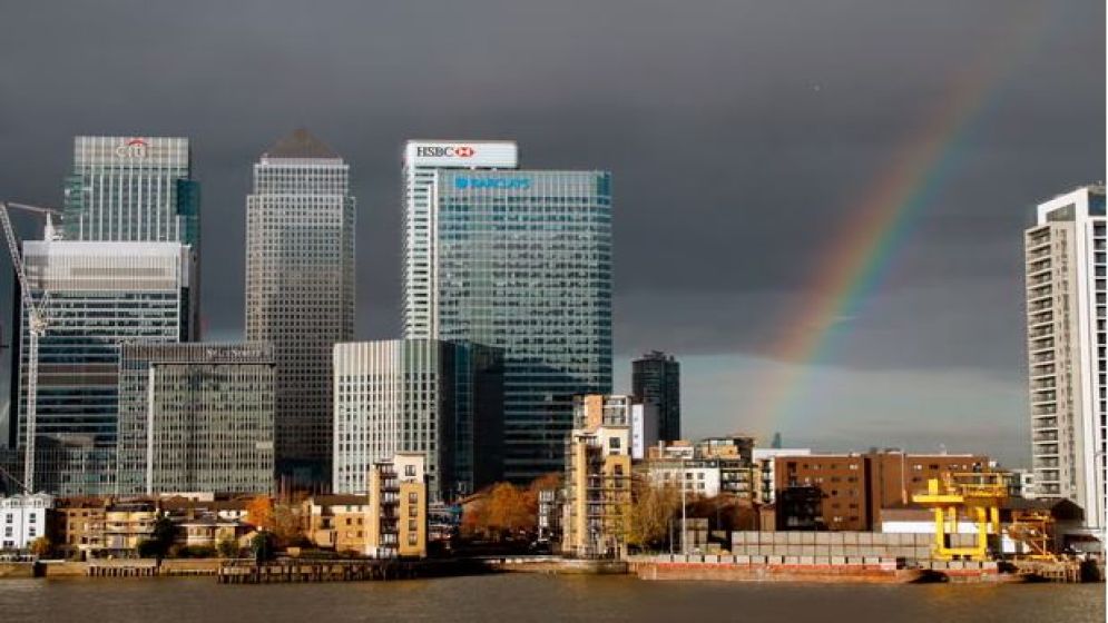 যুক্তরাজ্যে পরিবারসহ ৩ বছরে স্থায়ী হওয়ার সুযোগ