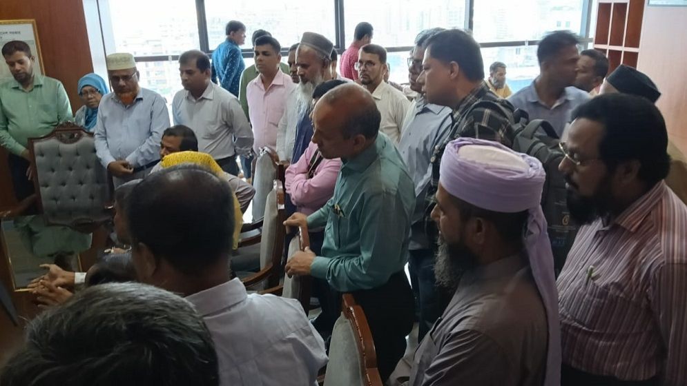 পদোন্নতির দাবিতে জনপ্রশাসন মন্ত্রণালয়ে কর্মকর্তারা