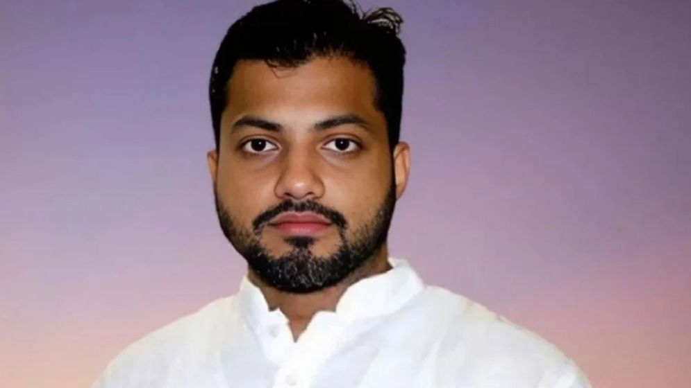 ঢাকা-৬ আসনে বিএনপির প্রার্থী ইশরাক হোসেন