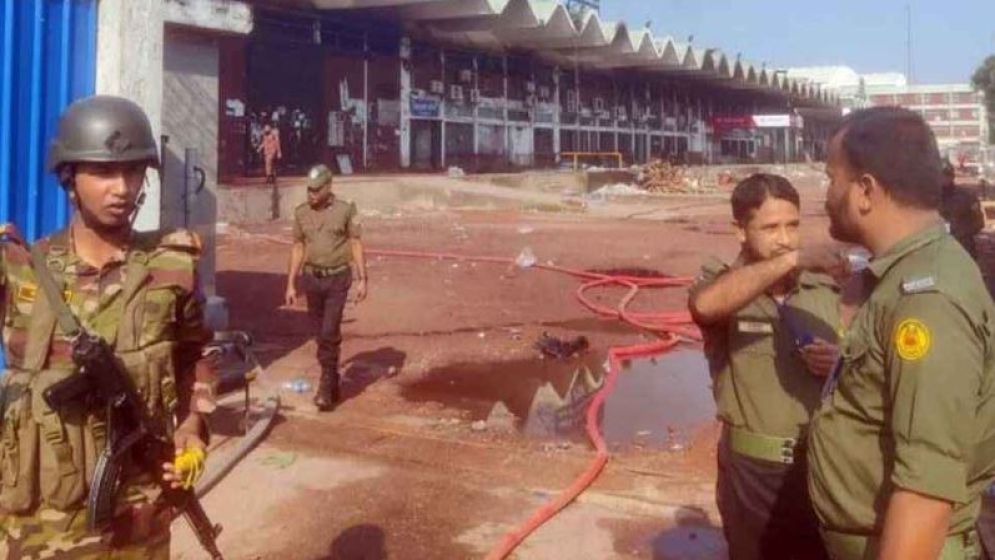 বিমানবন্দরের কার্গো কমপ্লেক্সে এবার ভল্ট ভেঙে অস্ত্র চুরি