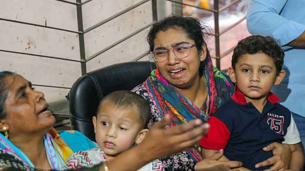 ফেসবুকে ব্যাংক নমিনির ভাইরালপোস্ট নিয়ে মুখ খুললেন কালামের স্ত্রী