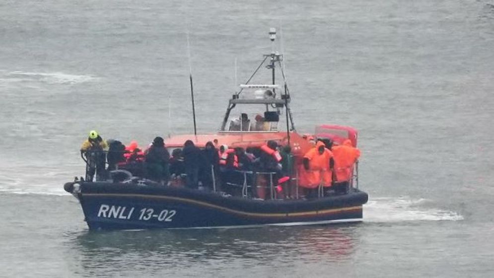 ছোট নৌকায় ফেরত আসা ইরানি আশ্রয়প্রার্থীকে ফের দেশে ফেরানোর উদ্যোগ