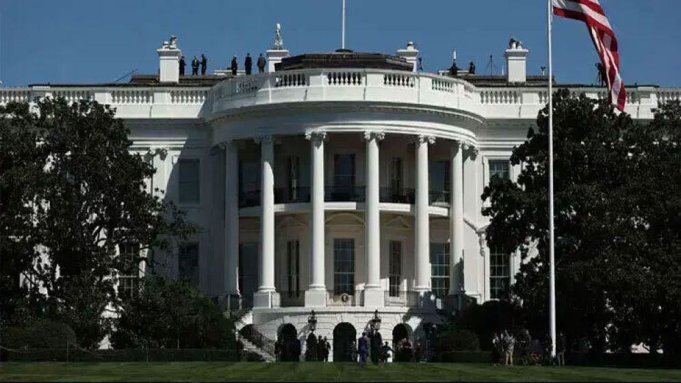 ৮০ হাজার ভিসা বাতিল করেছে ট্রাম্প প্রশাসন