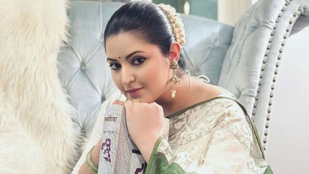 প্রিয়মকে কীভাবে পেয়েছেন জানালেন পরীমনি