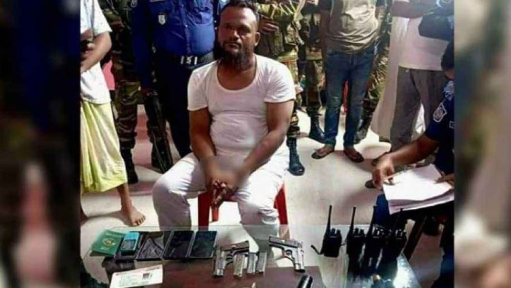 ট্যাংকে লুকিয়েও রক্ষা হলো না এমপি প্রার্থীর