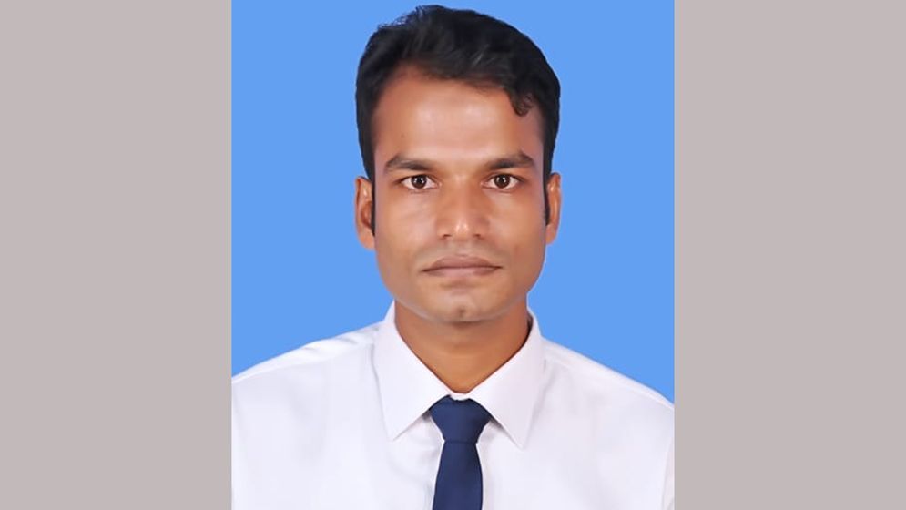 ‘অফিসকে বাসা বানিয়ে থাকা’ সেই কৃষি কর্মকর্তাকে পদাবনতি