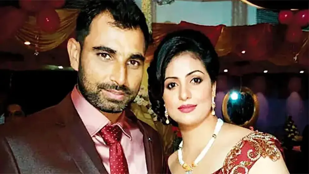 ৪ লাখ টাকায় ভরণপোষণ চলছে না, ১০ লাখ চান শামির সাবেক স্ত্রী!