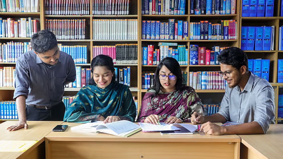 ১১ ব্যাংকে ১০১৭ পদে সিনিয়র অফিসার নিয়োগ