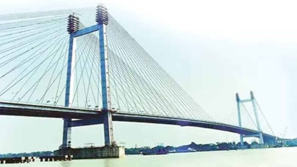 ঝুলন্ত সেতুতে যুক্ত হচ্ছে মুন্সীগঞ্জ ও চাঁদপুর