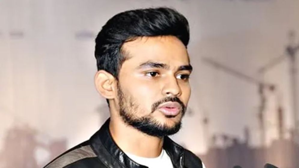 এনসিপি’র সঙ্গে উপদেষ্টা আসিফ মাহমুদের টানাপড়েন