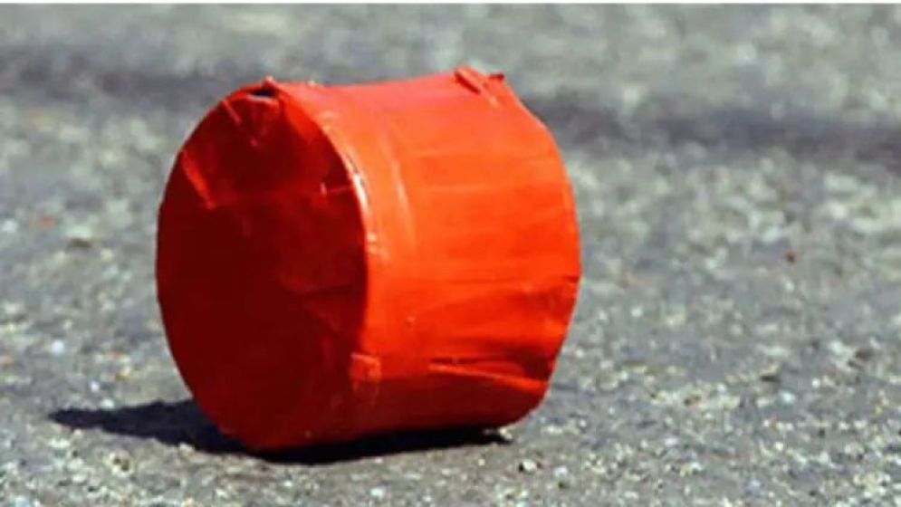 এবার আগারগাঁও বেতারের সামনে দুটি ককটেল বিস্ফোরণ