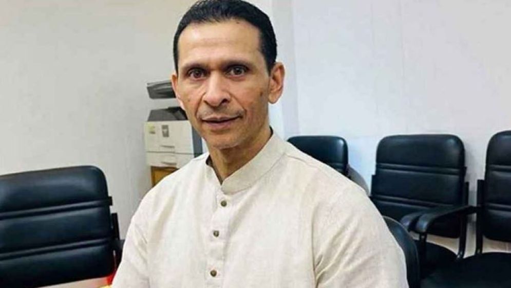 আ.লীগের হাইকমান্ডকে ইঙ্গিত করে সোহেল তাজের স্ট্যাটাস