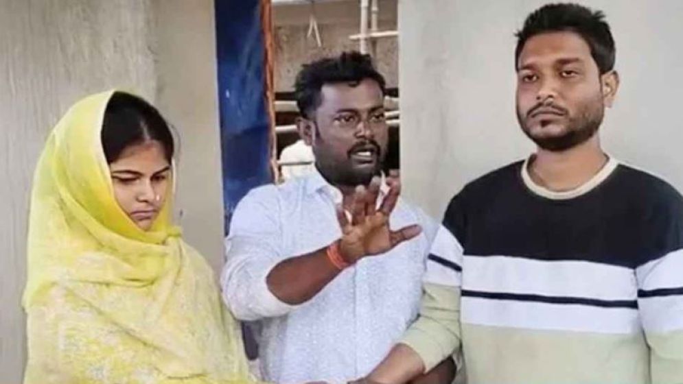 বন্ধুর সঙ্গে পরকীয়ায় মত্ত স্ত্রী, এরপর যে কাণ্ড ঘটালেন যুবক