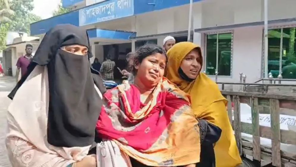 মরদেহের পায়ে নাম লেখা, নেপথ্যে কী