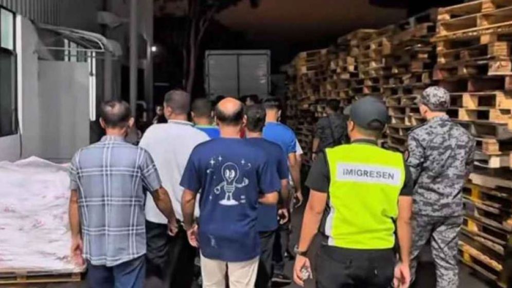 মালয়েশিয়ায় ৪৫ বাংলাদেশি অভিবাসী আটক